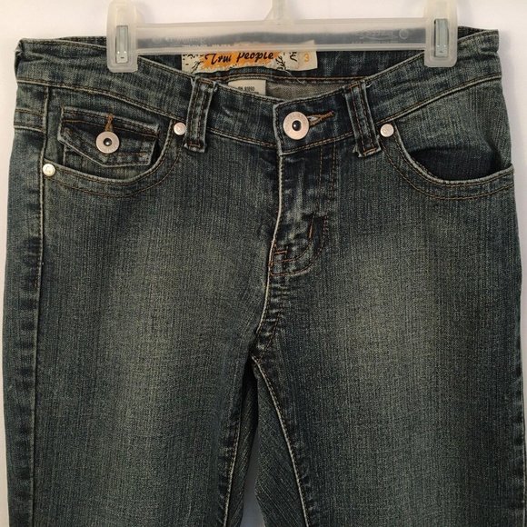True People Denim Jeans Pants Size 3 Juniors Embroidered Low Rise Womens - Picture 2 of 12